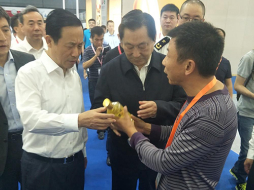 XPJ官网,油茶种植出产加工销售,植物油种植出产加工销售